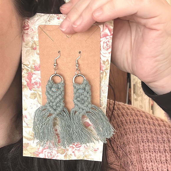 🏹BoHeMiAn EaRrInGs 🏹 »-»MaCrÄmË wOvEn FiBeR aRtWoRk«—« bOhO sTyLe|| by Laney - Picture 6 of 16